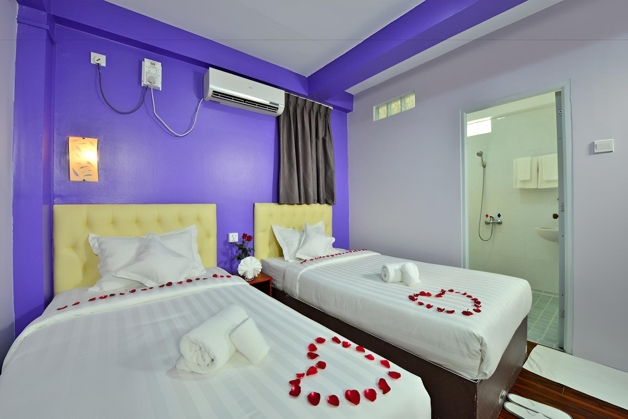 Superior Twin Room photo 2