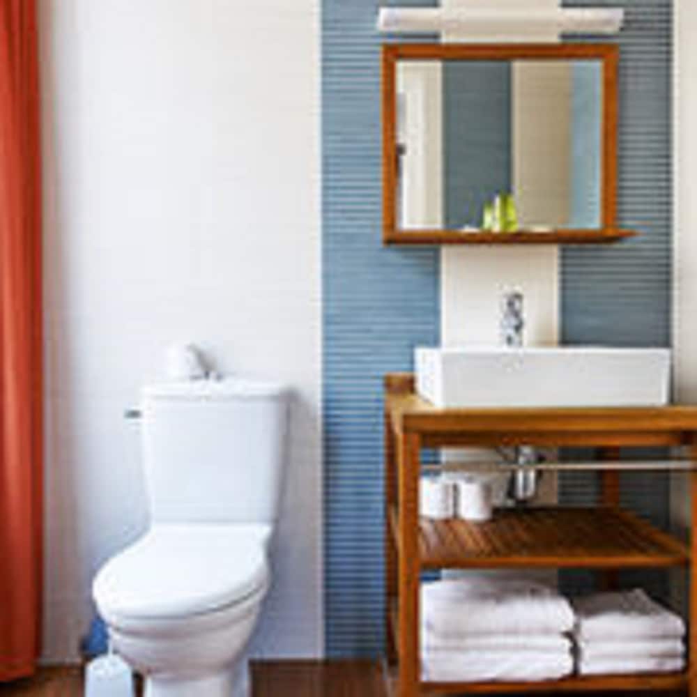 Classic room, View on Jarente or Necker street photo 2