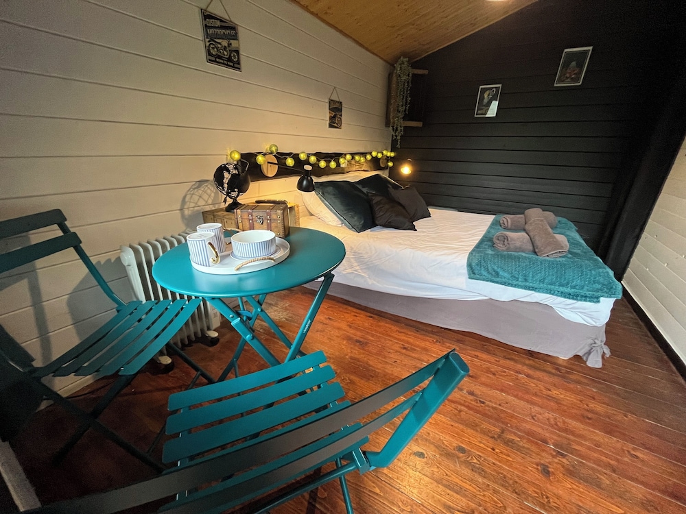 Comfort Cabin, Garden View