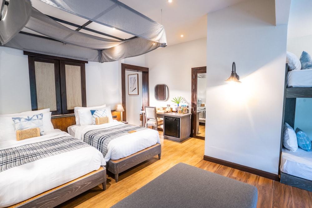 Family Suite - Photo 7