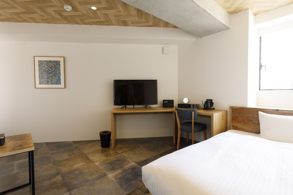 Standard Twin Room - Photo 1