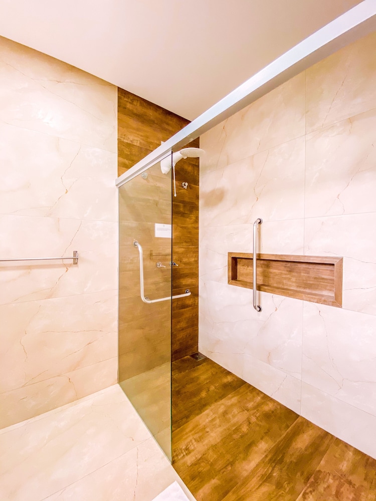 Triple Room - Photo 8
