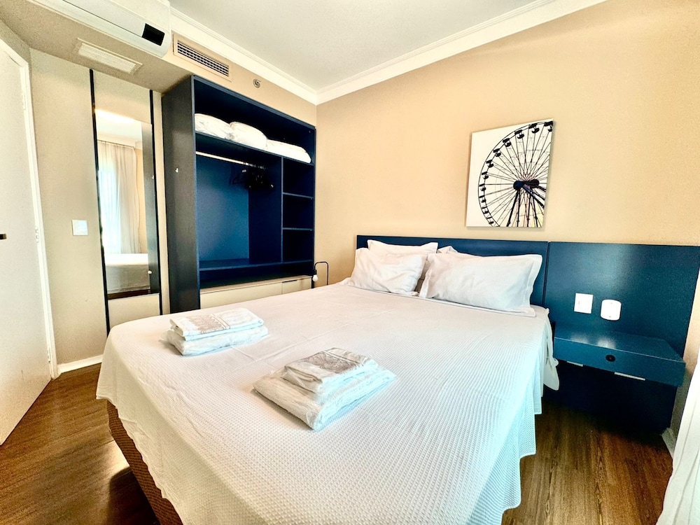 Ap. Lux 4 - APT 3015