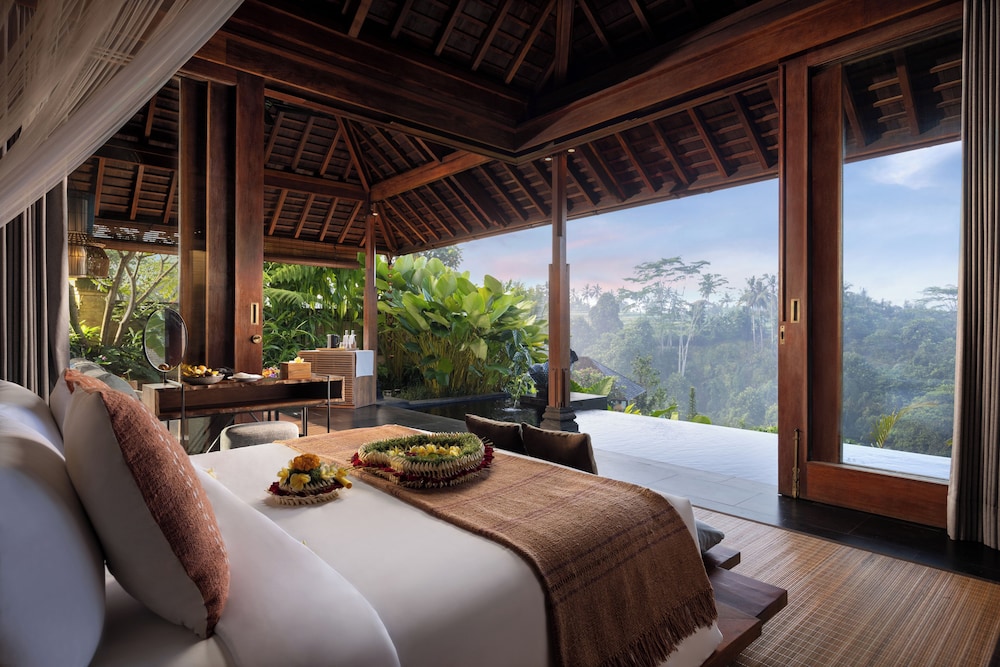 Butler Valley Pool Villa (with Daily Afternoon Tea) - Photo 1
