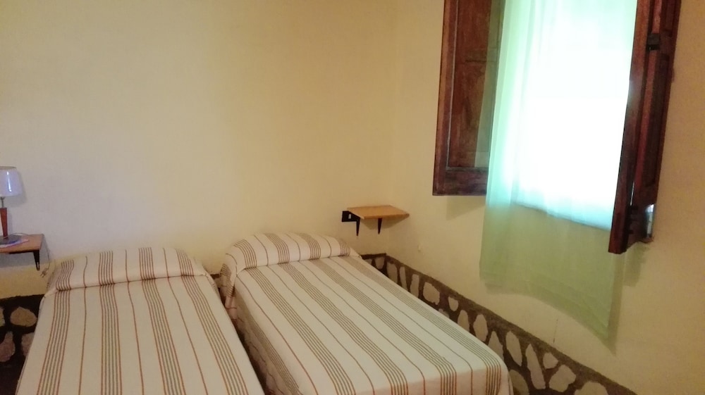 Apartment, 2 Bedrooms, Kitchen photo 3