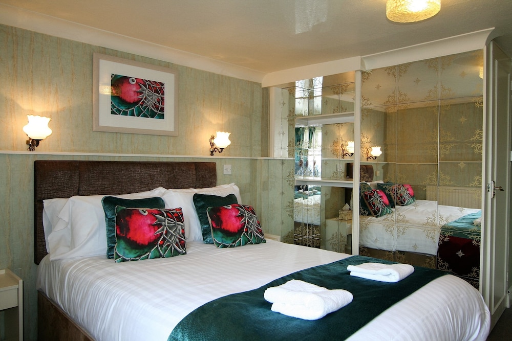 Snug Double Room Sea View, Single Use photo 3