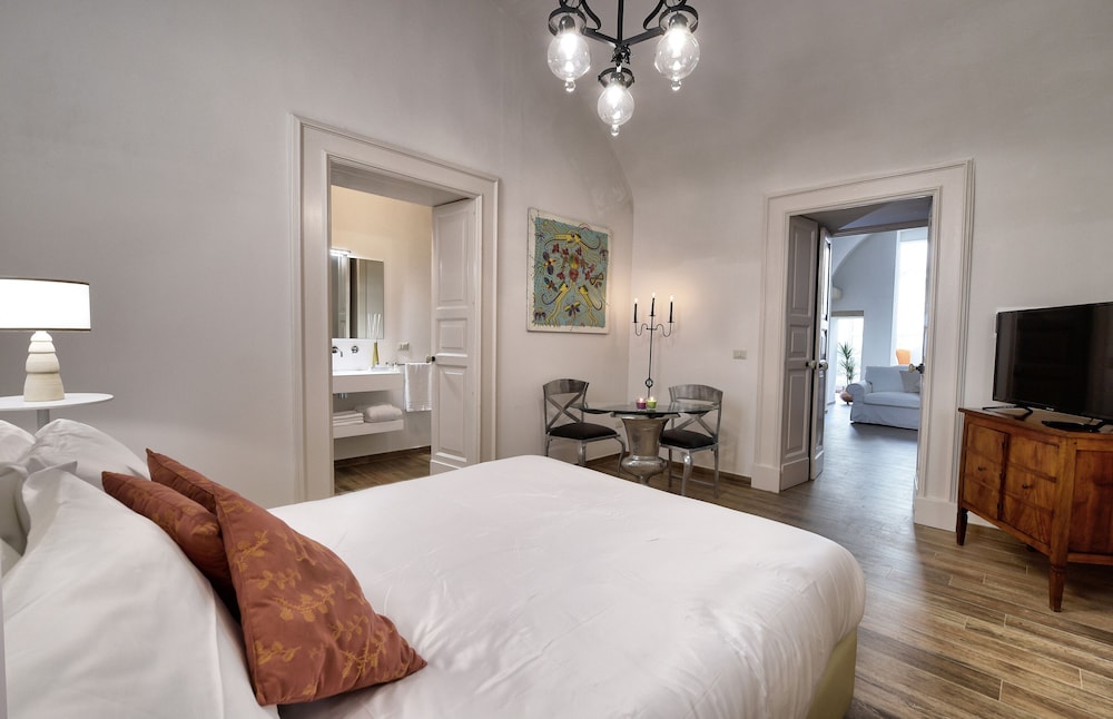 Comfort Apartment, 2 Bedrooms, Kitchen, Garden View