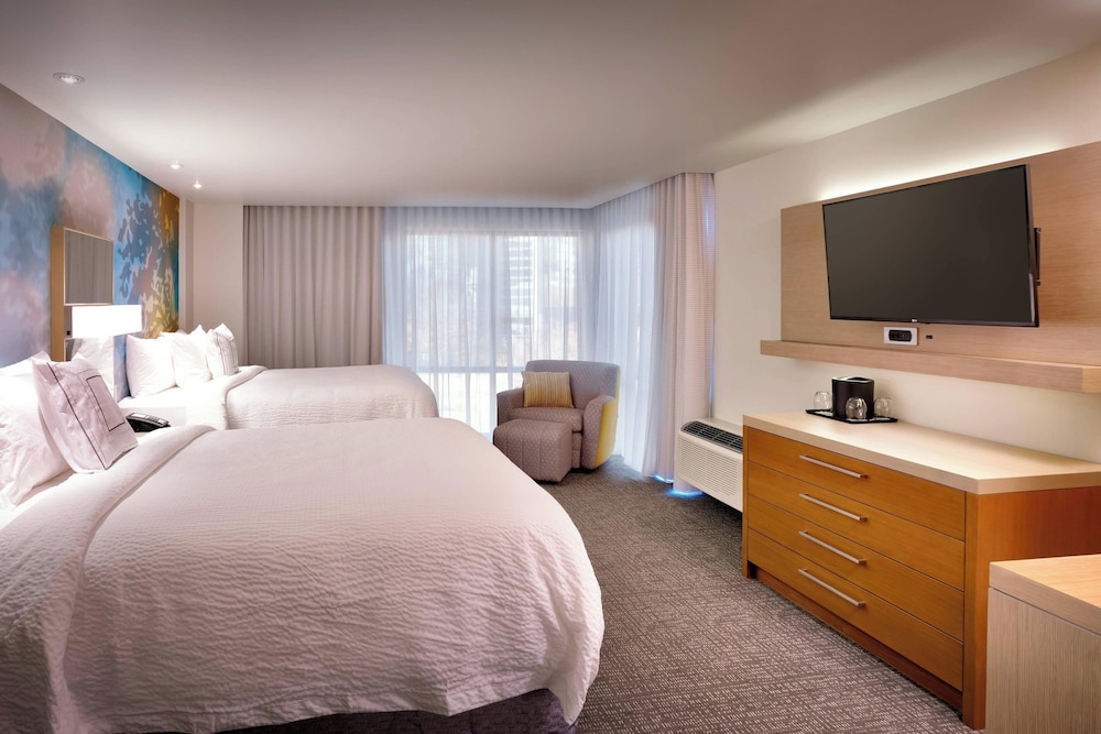 Suite, Multiple Beds