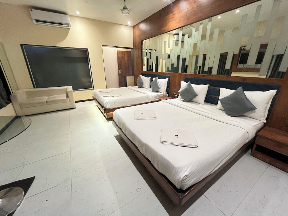 Family Suite photo 2