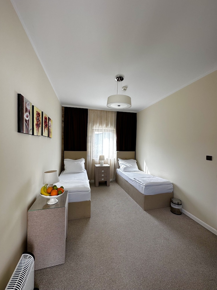 Classic Twin Room