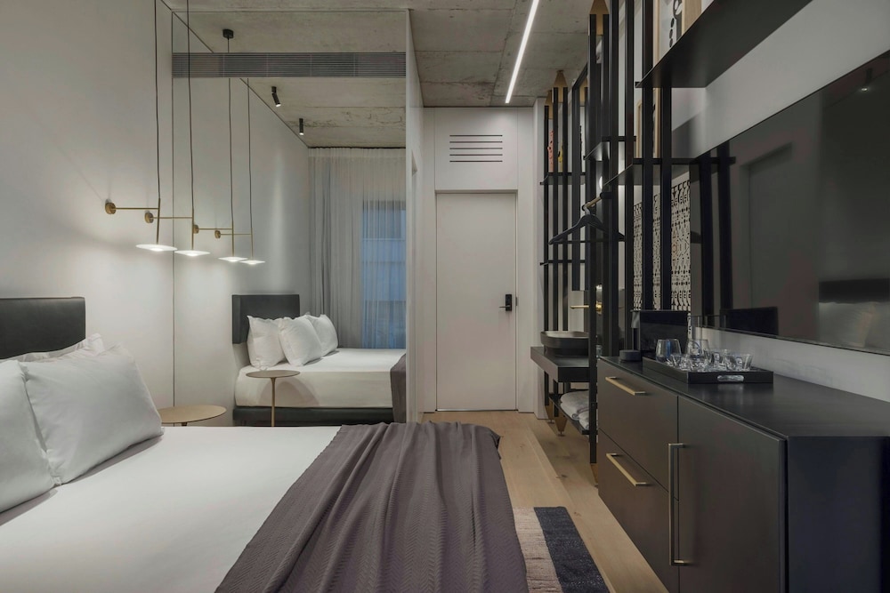 Gymnasia Double Room with Balcony