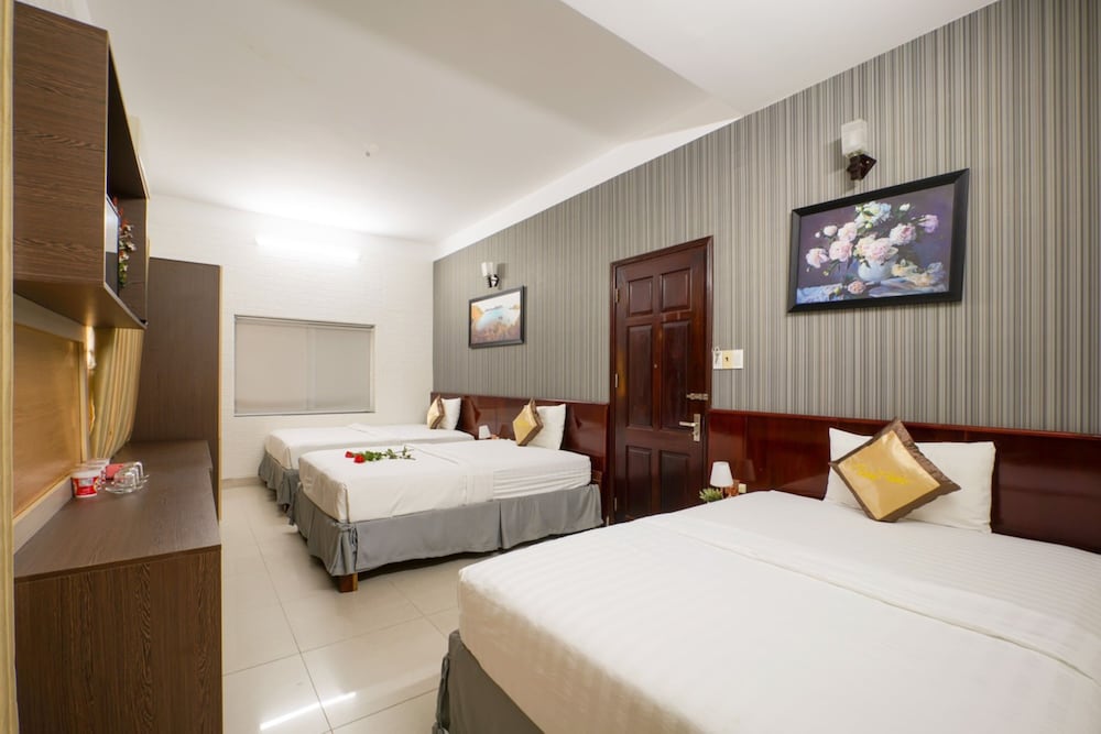 Triple Room
