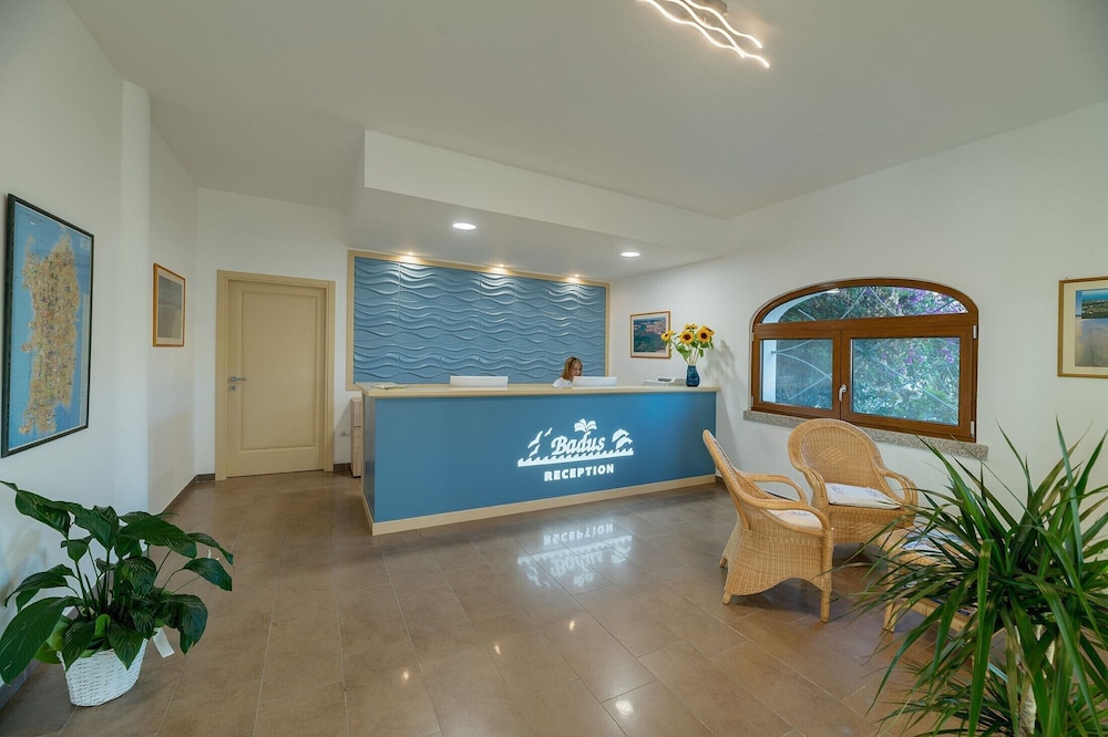 Apartment, 2 Bedrooms, Balcony, Ocean View photo 2