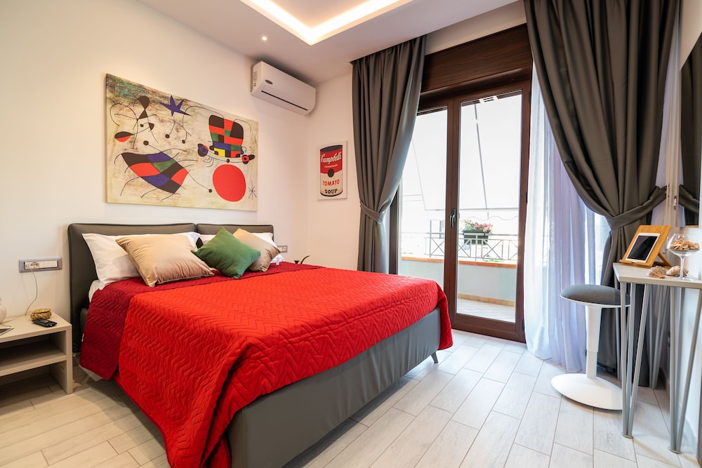 Deluxe Room, City View