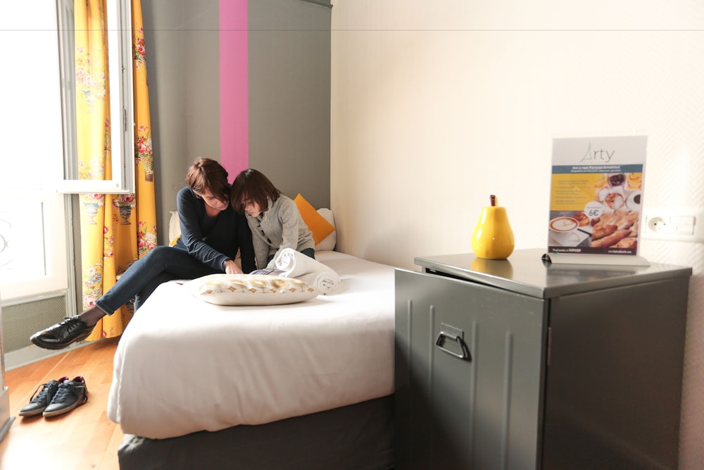 Economy Double Room photo 3