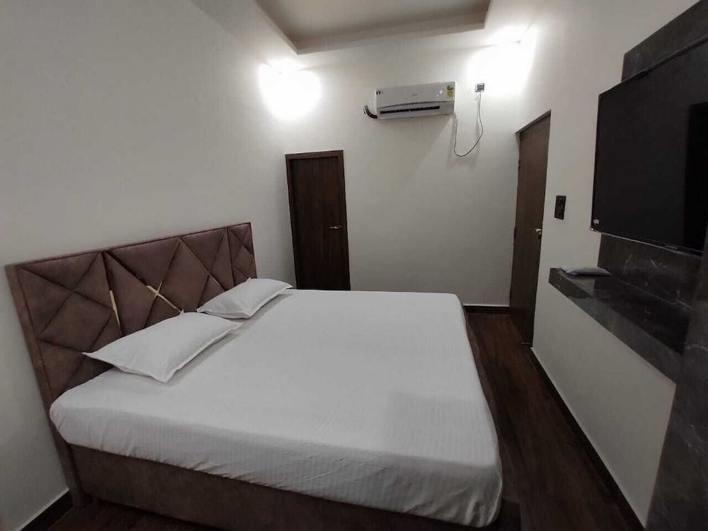 Deluxe Double Room - Photo 2