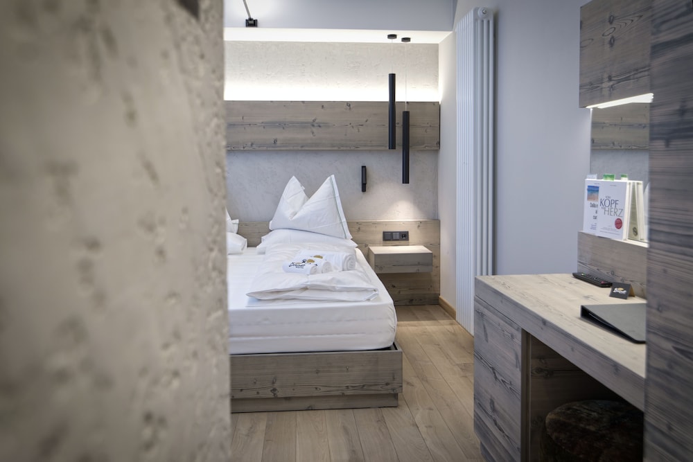 Comfort Double or Twin Room photo 1