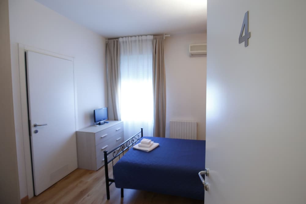 Single Room photo 1