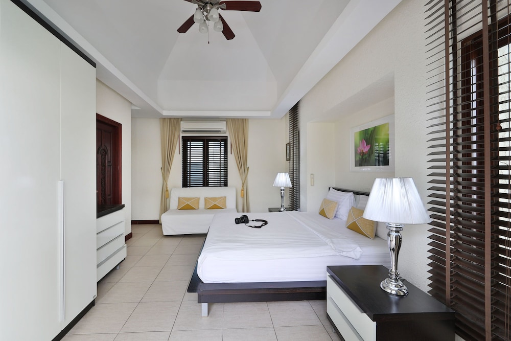 Superior Villa, 4 Bedrooms, Private Pool, Garden Area photo 2