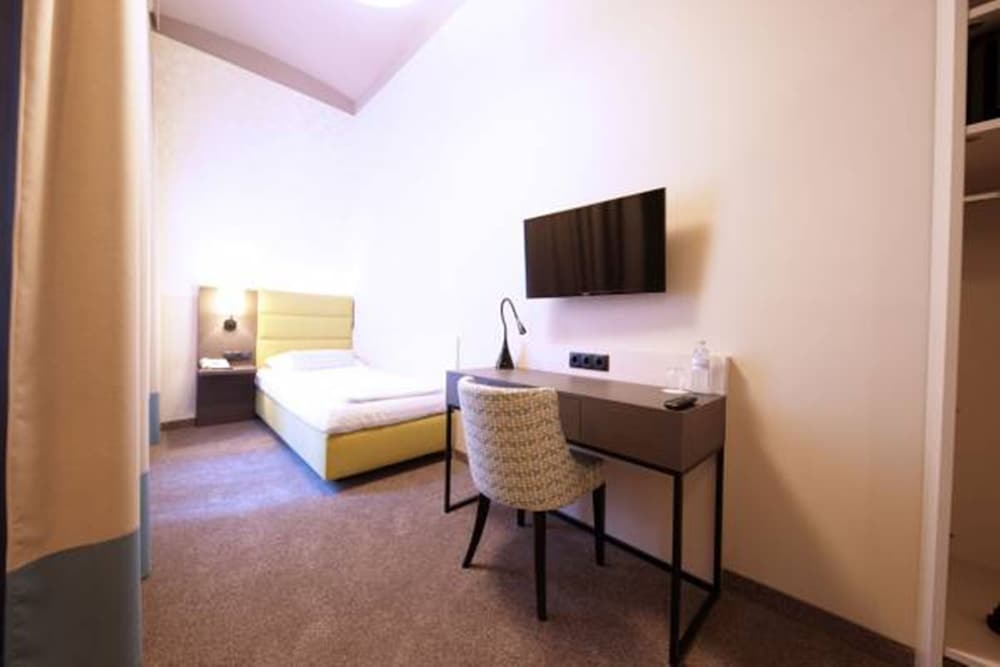 Superior Single Room