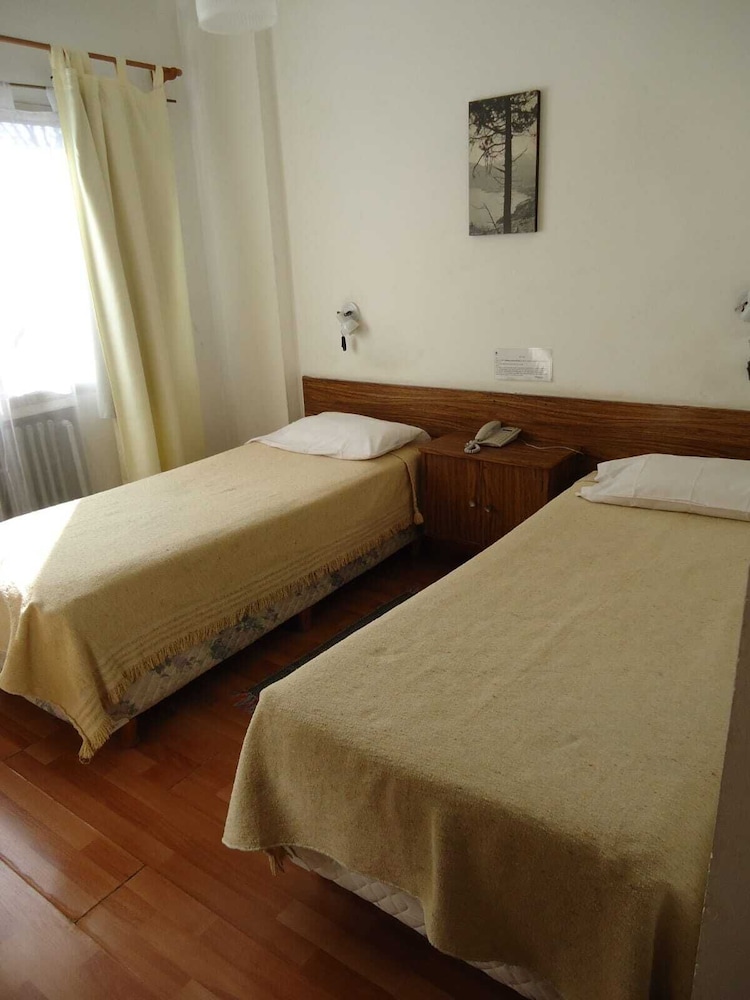 Classic Twin Room, 2 Twin Beds, Non Smoking