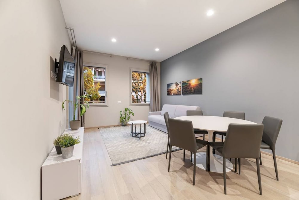 Apartment, 2 Bedrooms, Balcony
