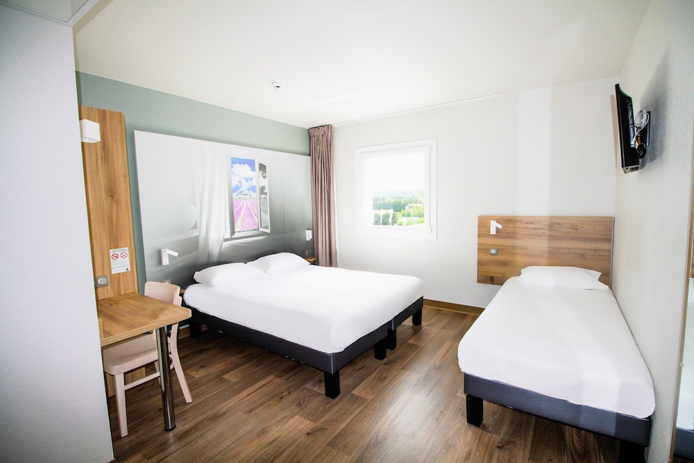 Triple Room - Photo 1