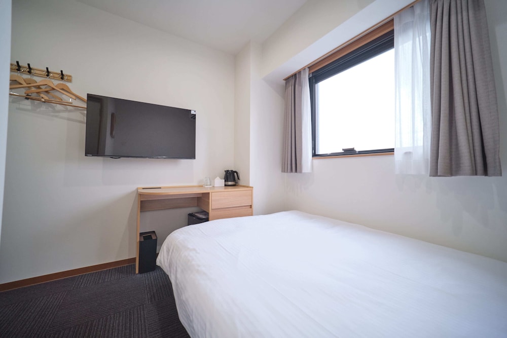 Basic Double Room photo 3