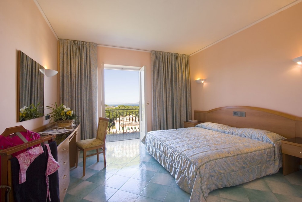 Comfort Double Room, Sea View photo 3