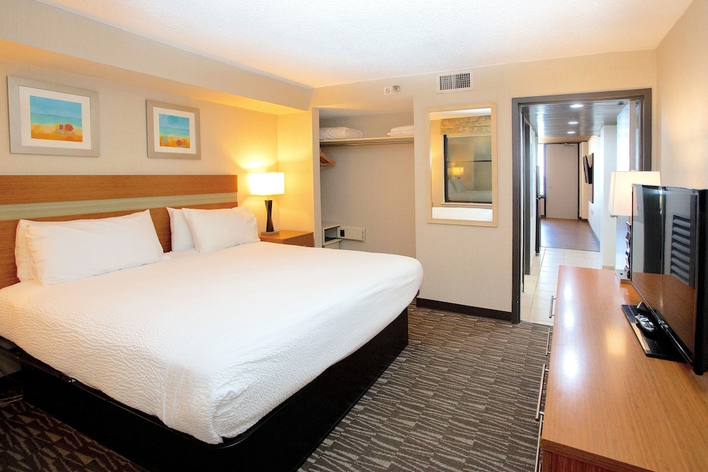 Suite, 1 King Bed with Sofa bed, Balcony, Ocean View - Photo 6