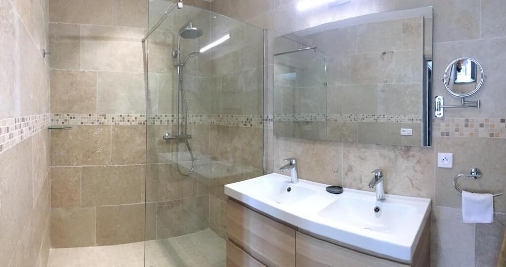 Apartment, Private Bathroom, Sea View (Prestige) photo 3