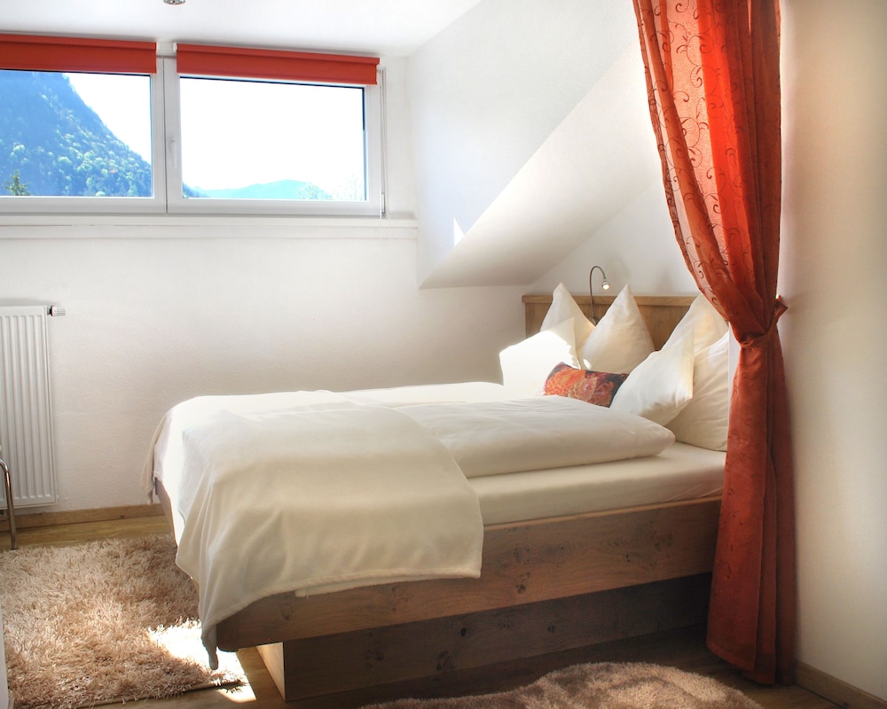 Comfort Studio, 2 Bedrooms, Mountain View (Plus Cleaning Fee 40 Eur)