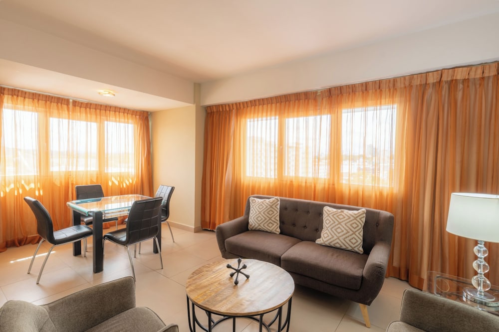 Suite, 1 Bedroom, Non Smoking (1 King Bed) - Photo 5