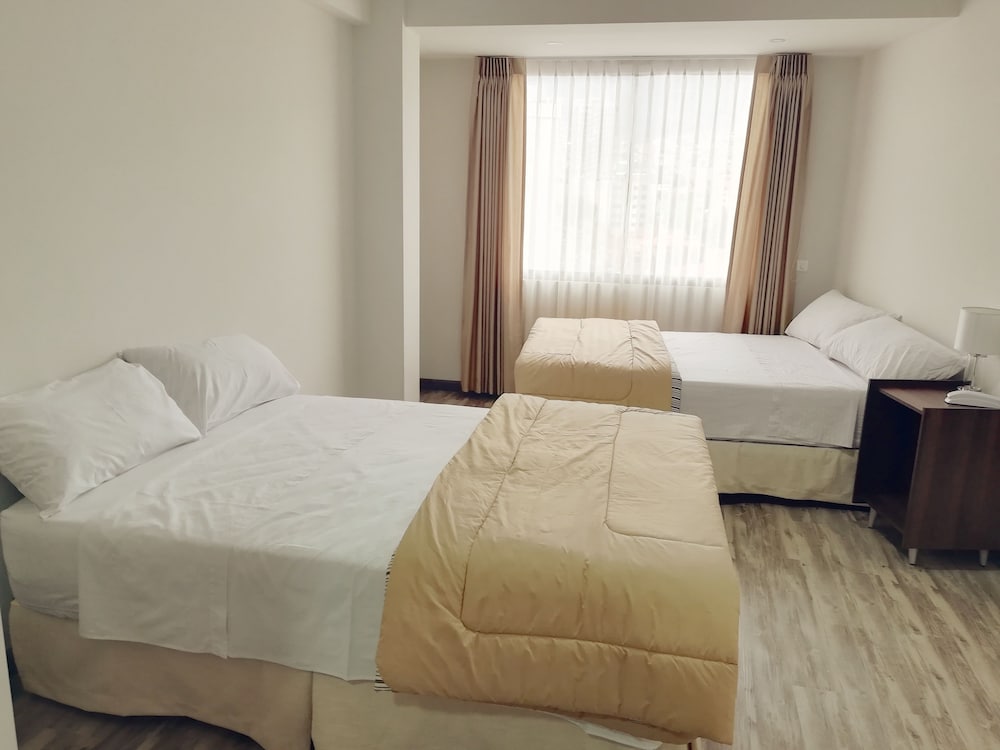 Double Room, 2 Queen Beds, Non Smoking, Private Bathroom (2 People)