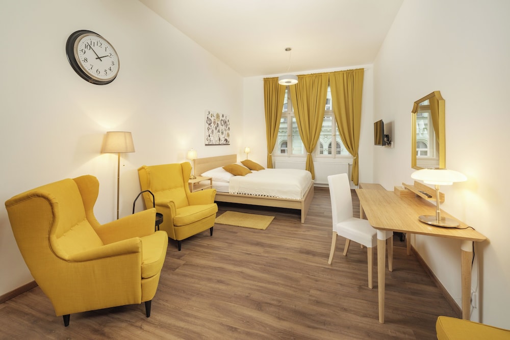 Deluxe Apartment, City View (32)