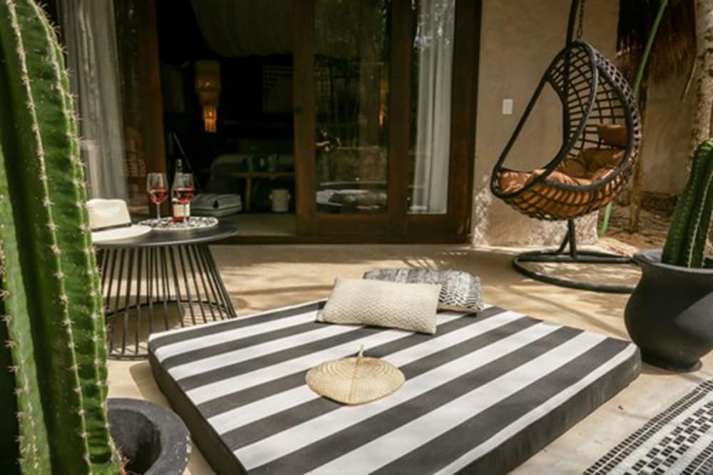 Luxury Villa - Photo 9