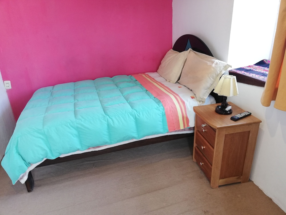 Standard Double Room, Shared Bathroom photo 2