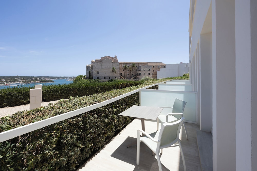 Room, Terrace, Sea View (Garden - Single Use) - Photo 4
