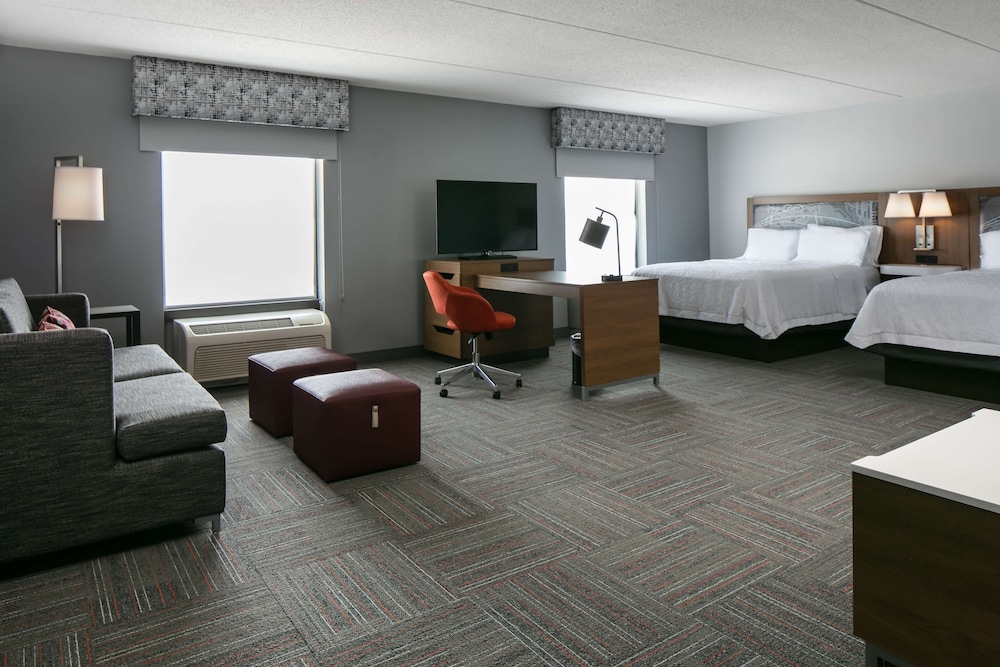 Suite, 2 Queen Beds, Non Smoking - Photo 5