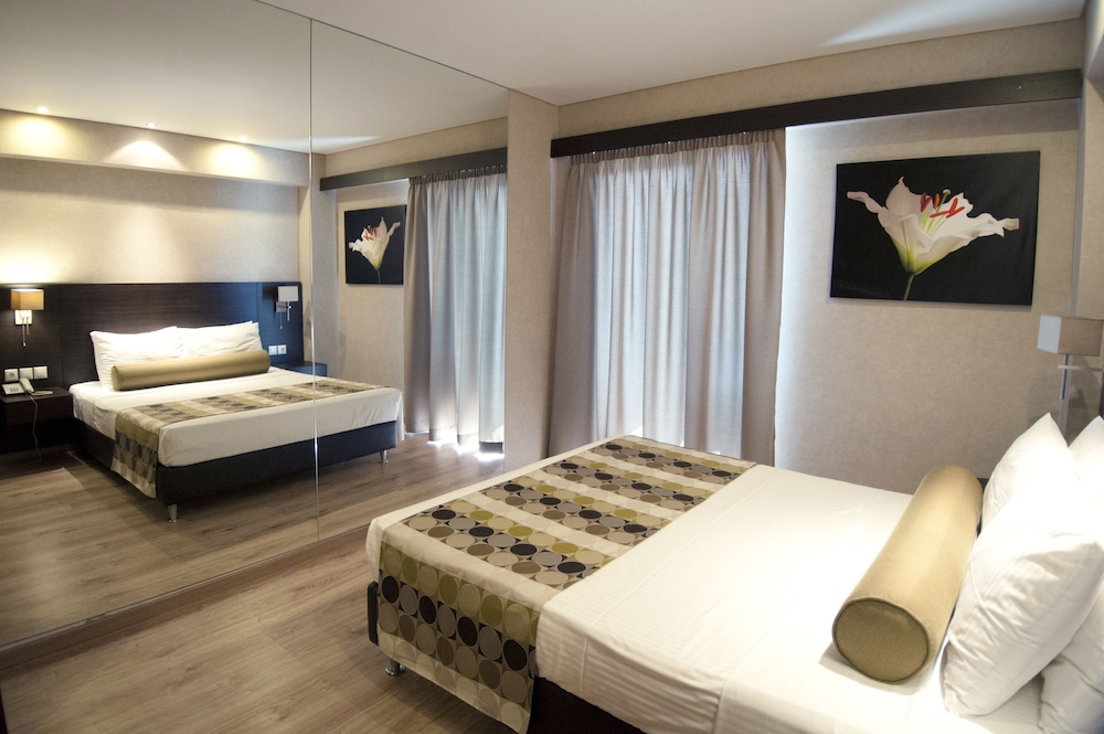 Executive Double Room, Partial Sea View photo 2