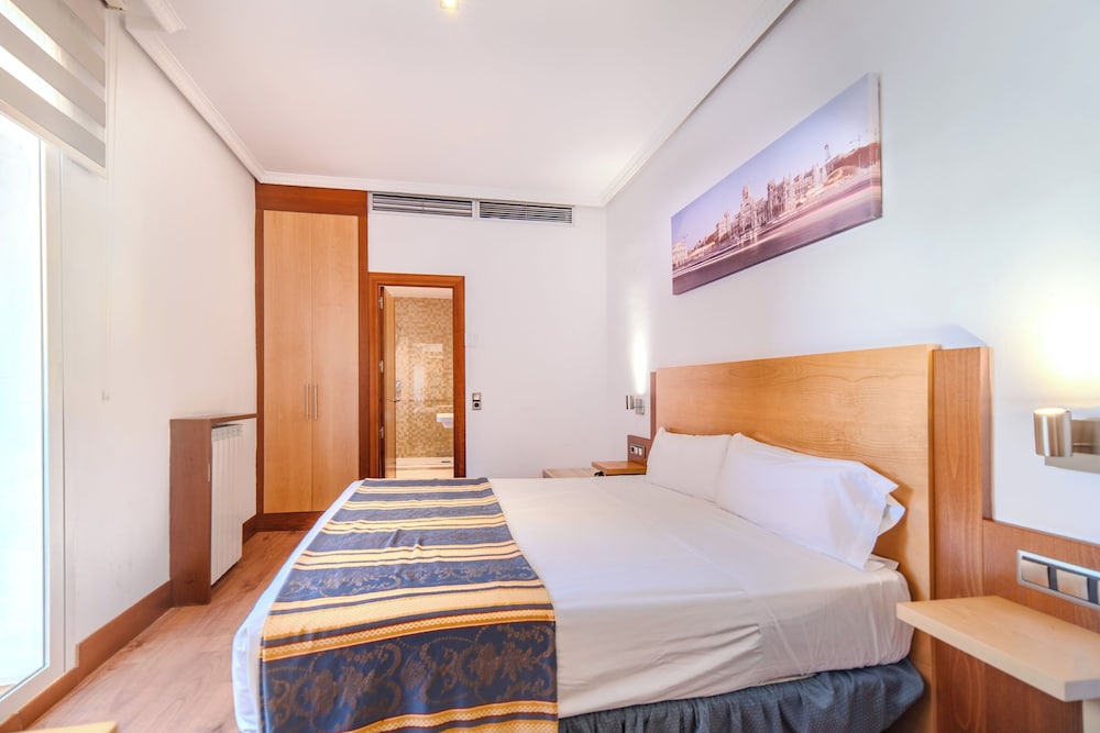 Superior Double Room - Photo 3