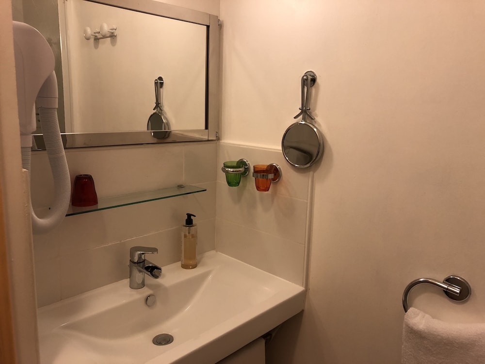 Premium Room - Photo 3