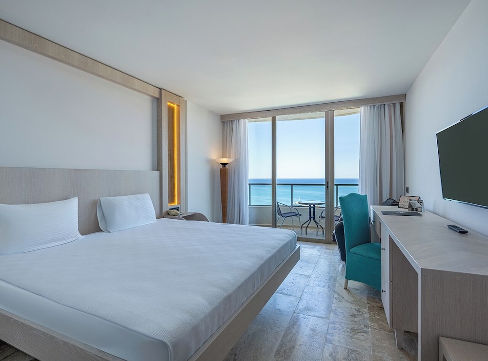 Standard Sea View