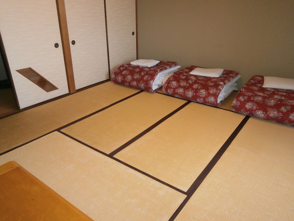 Japanese Style Room For 5 Guests photo 1