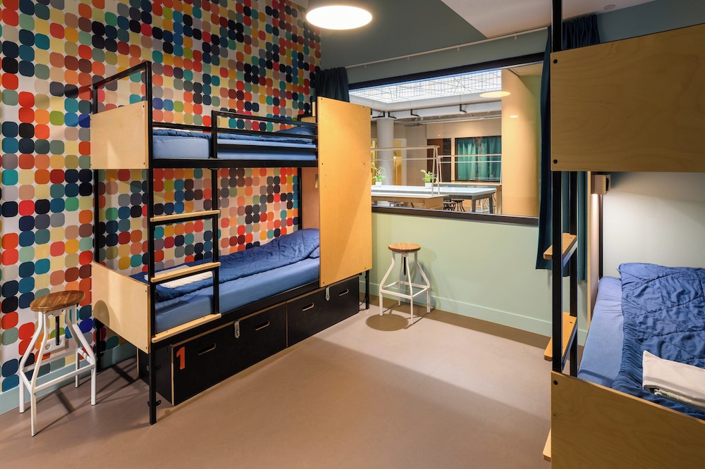 Standard Quadruple Room, Private Bathroom (Bunk Beds) photo 1