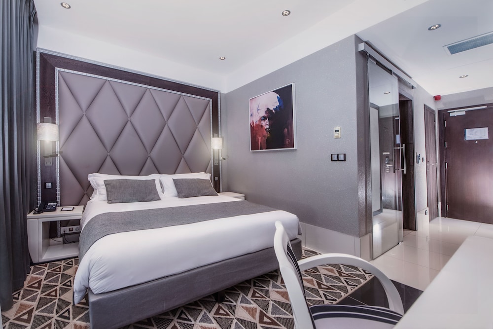 Premium Double Room - Photo 2