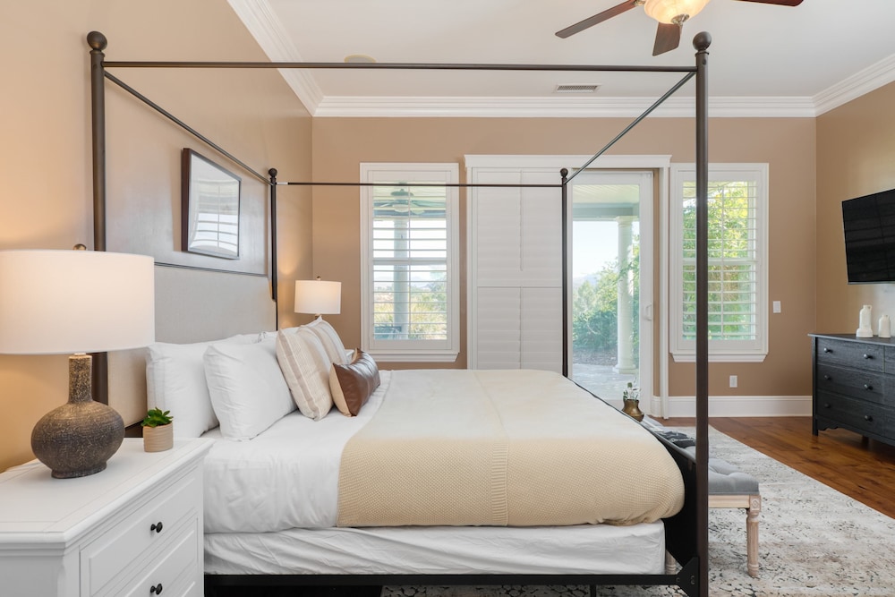 Villa (4 Bedrooms)