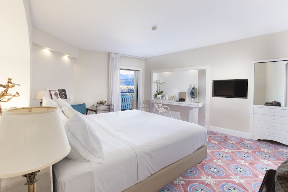 Comfort Double or Twin Room, Balcony, Sea View - Photo 11