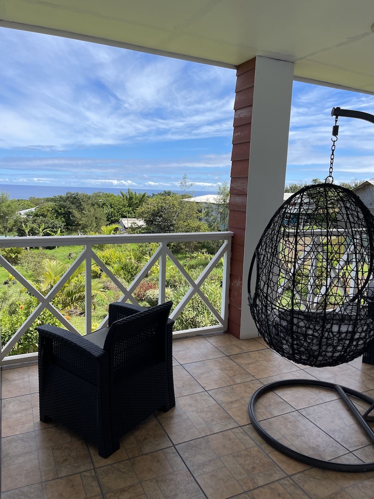 Room Porotu, 1 King Size Bed, Balcony, Sea view photo 2