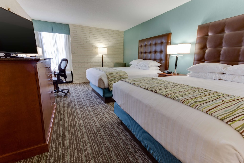 Deluxe Room, 2 Queen Beds, Refrigerator & Microwave (Upper Floor)